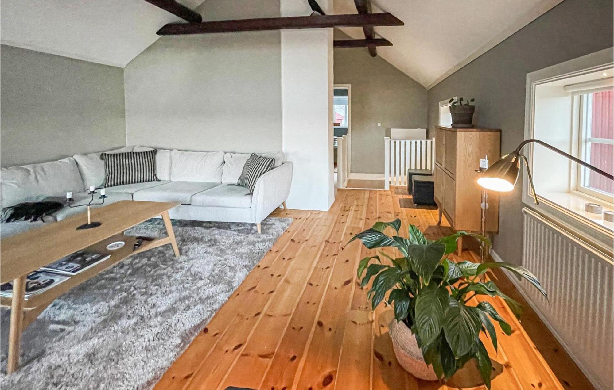 1 Bedroom Lovely Home In Moensteras Exteriér fotografie